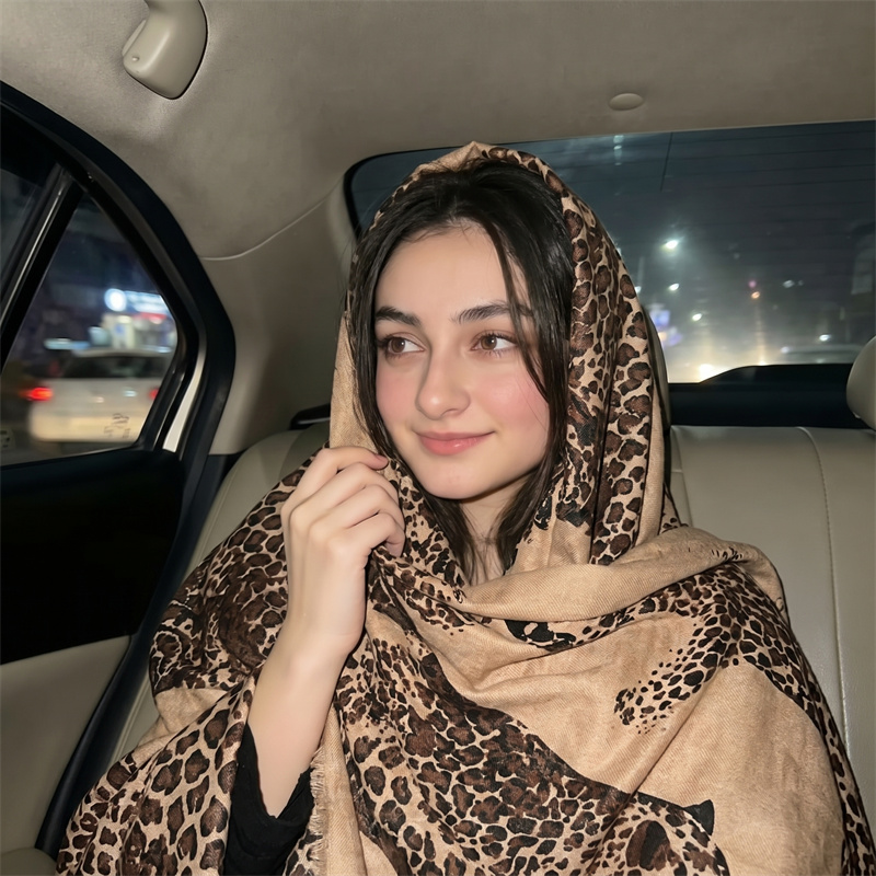 Vintage Women Fashion - Hijab e lenço vintage com estampa
