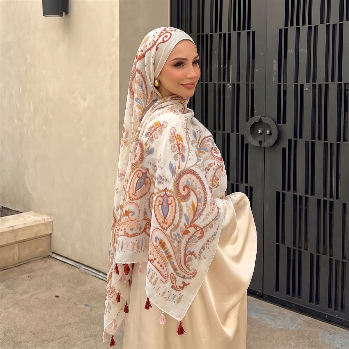 Lenço Hijab Vintage com Estamp - Vintage Women Fashion avaliação e preço