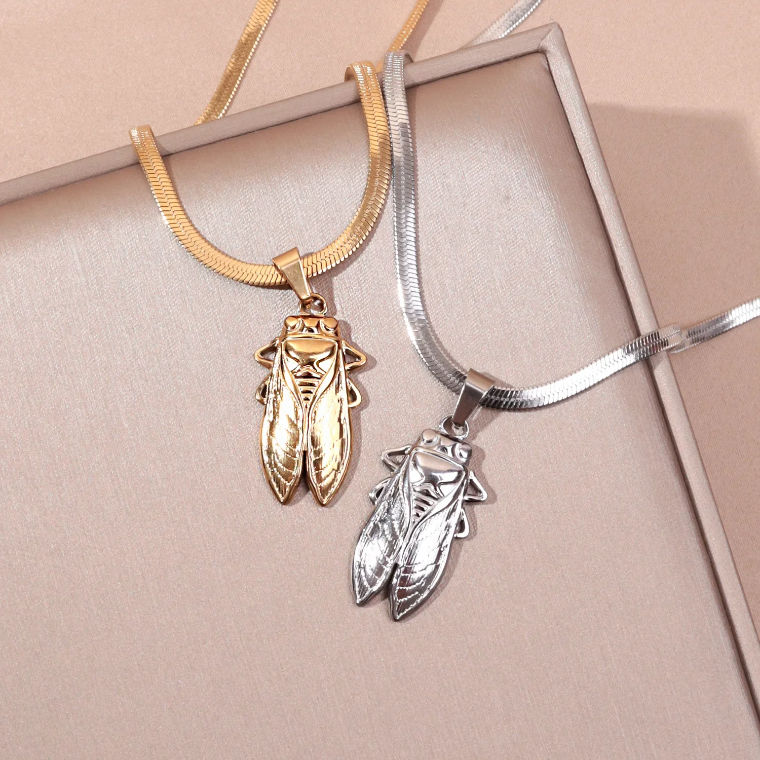 Aço inoxidável Big Cicada Beet - Vintage Fashion Bug avaliação e preço