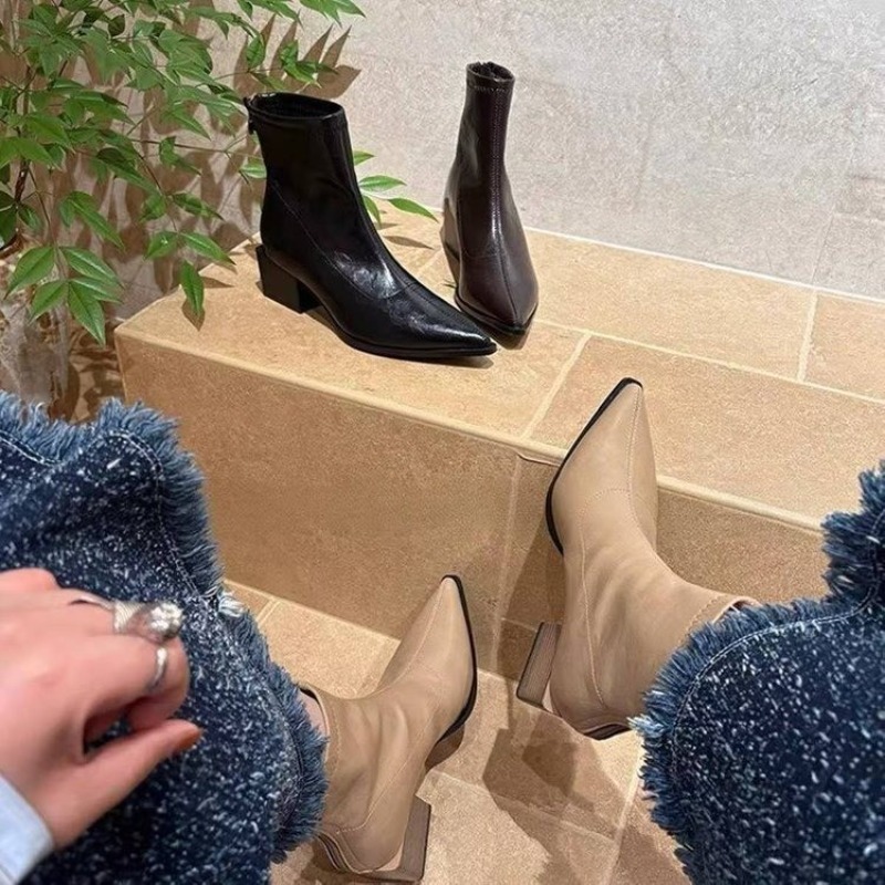 Botas Femininas de Cano Curto  - Vintage Fashion Design avaliação e preço